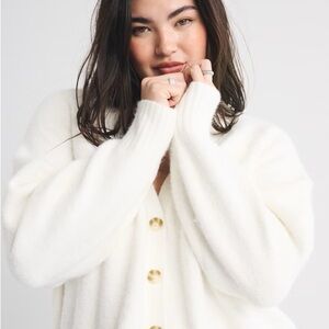 Abercrombie & Fitch Dad V-Neck Cardigan